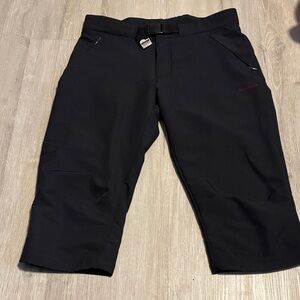 Peter Storm Elegant Black Capris with Buckle